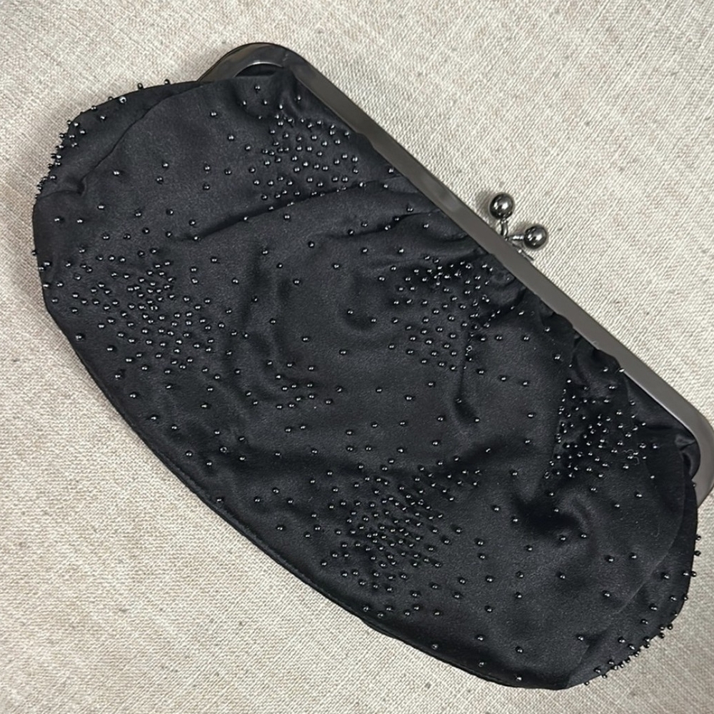 Express Black Satin Beaded Kisslock Clutch EUC preloved Beautiful